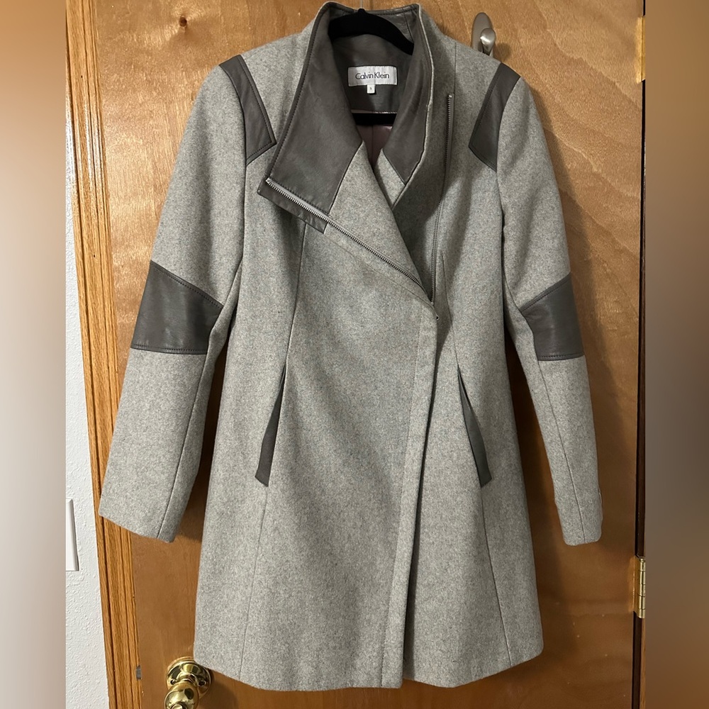 Calvin Klein Women's Gray and Silver Trench Coat